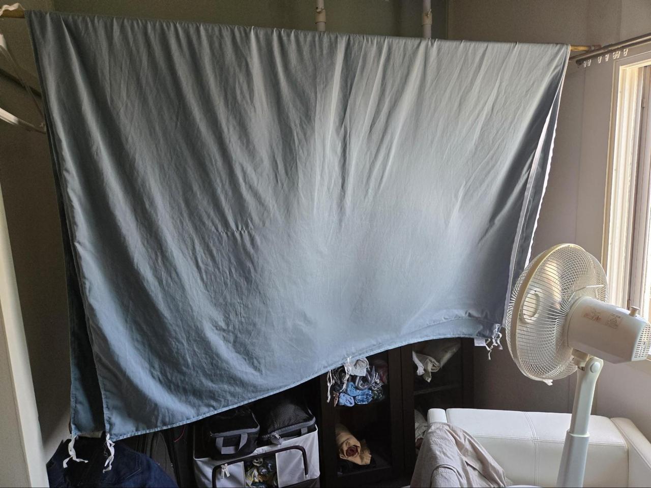 This is the traditional way to hang dry a sheet. But… That’s just one of them…